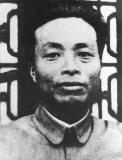林育英