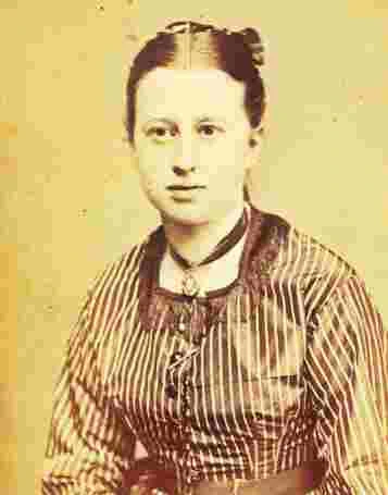 阿加莎·拉塞尔