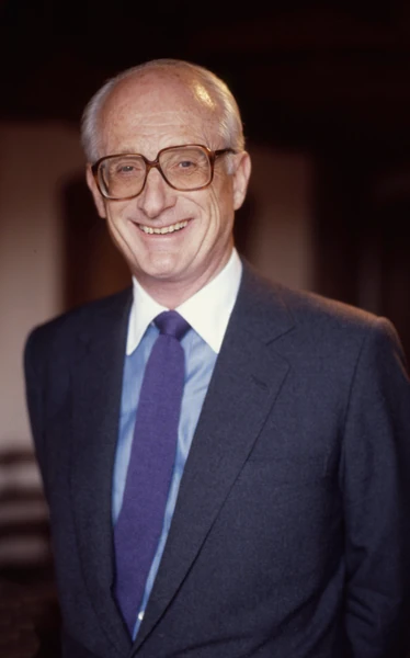 Ian Russell, 13th Duke Of Bedford