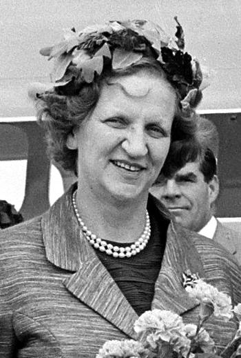 Elizabeth Douglas-Home, Baroness Home Of The Hirsel