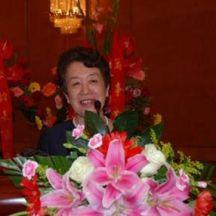 李英男
