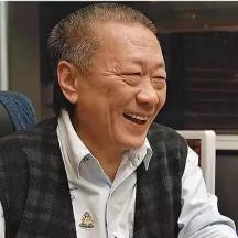 蓝铧缨